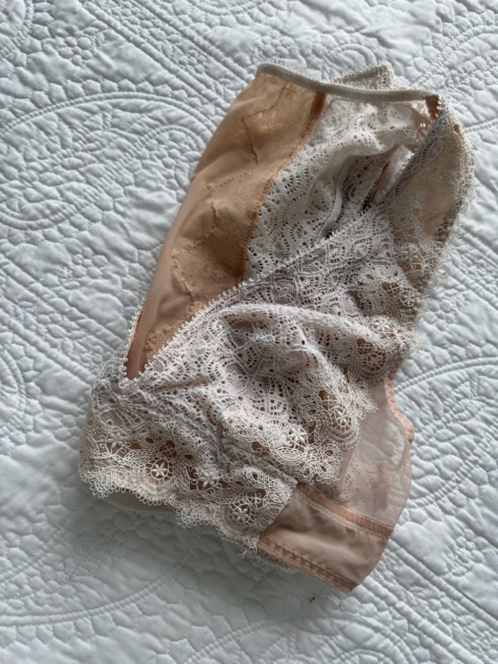 Victoria Secret lace bralette small